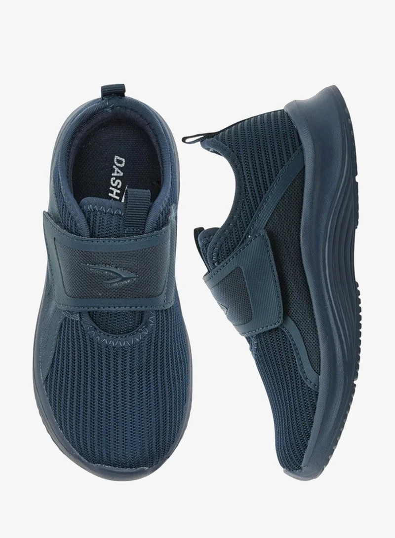 داش حذاء رياضي للأولاد بتفاصيل شعار وإغلاق بشريط لاصق