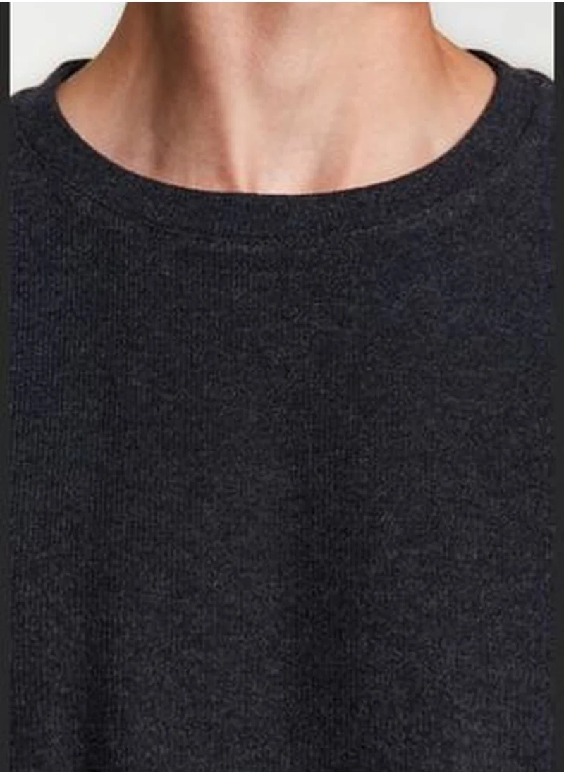 trendyol Anthracite Men's Basic Oversize/Wide Cut Crew Neck Soft Brushed Thessaloniki Sweatshirt.