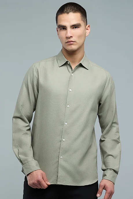 R&B Solid Shirt with Classic Collar and Long Sleeves