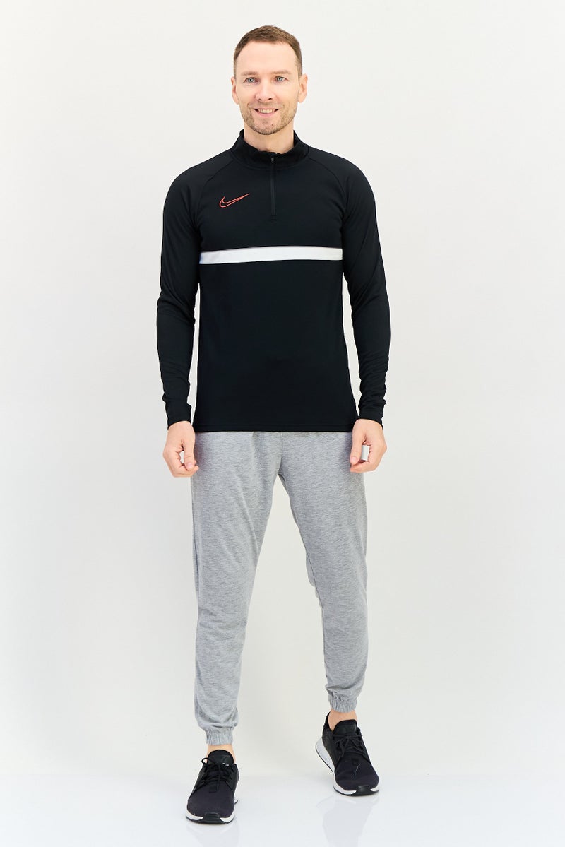 Nike Men Sportswear Fit Embroidered Training Sweatshirt, Black - Image 3