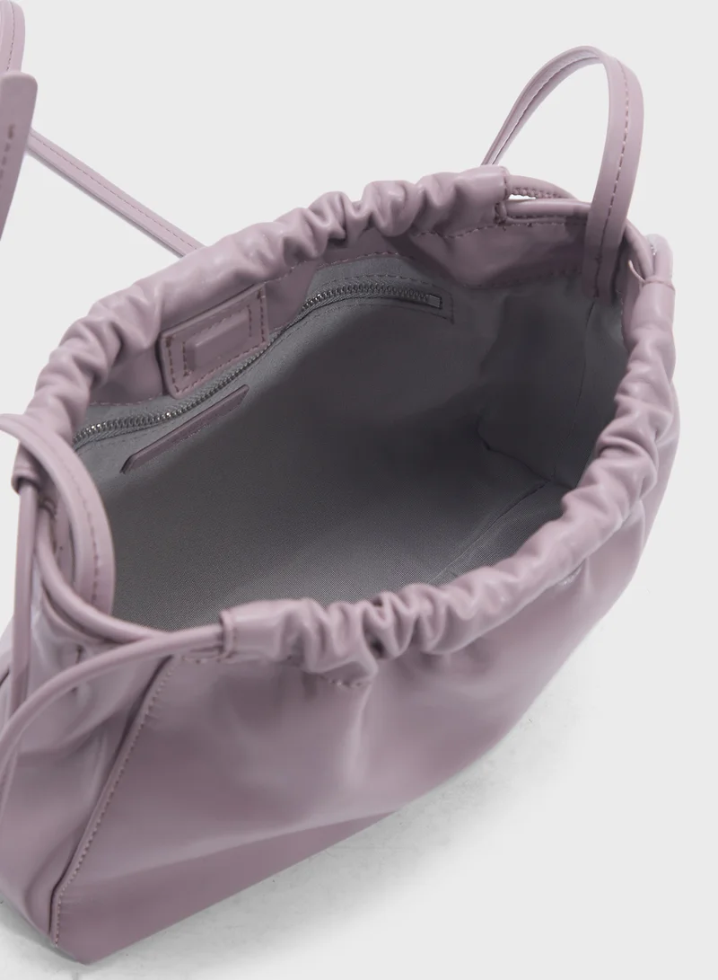 Calvin Klein Jeans DRAWSTRING CROSSBODY BAG