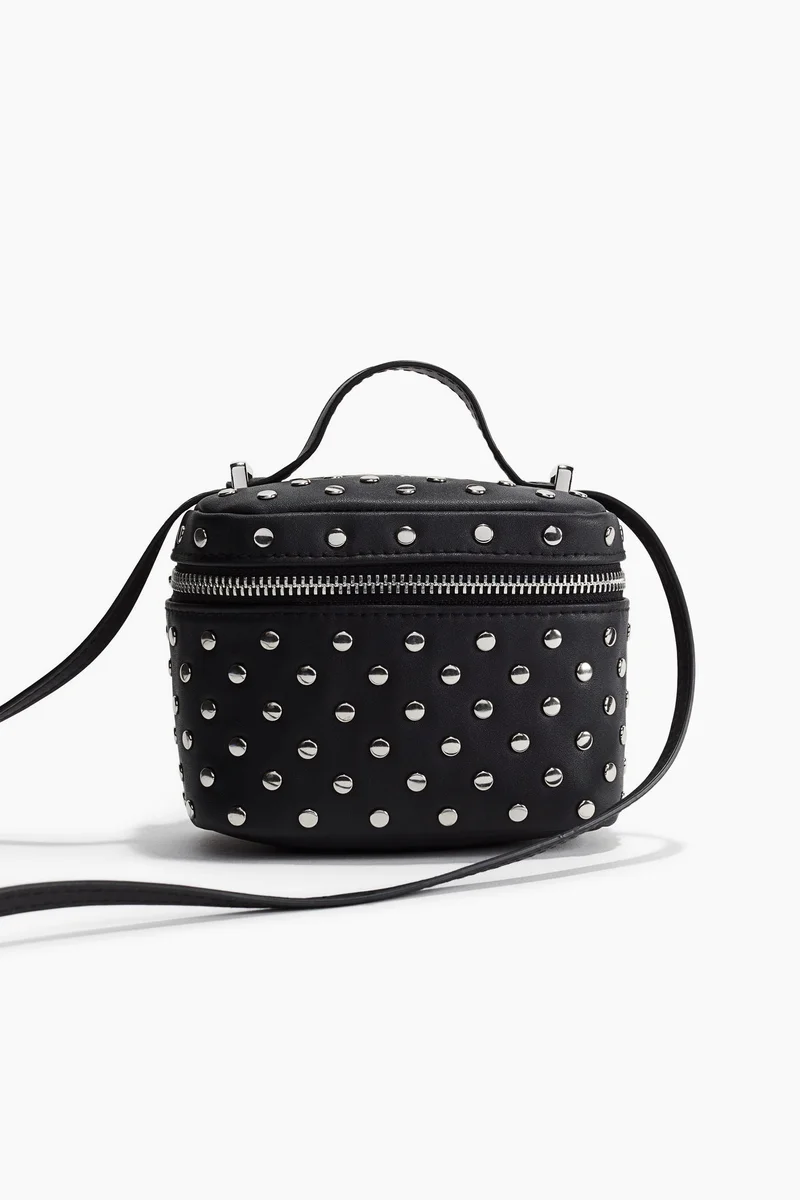 اتش اند ام حقيبة غسيل مزينة