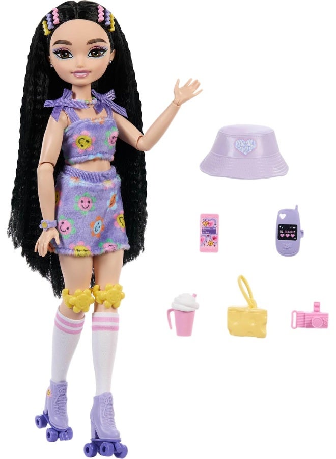 Barbie Dream Besties Renee Roller Skating Party Doll - Image 2