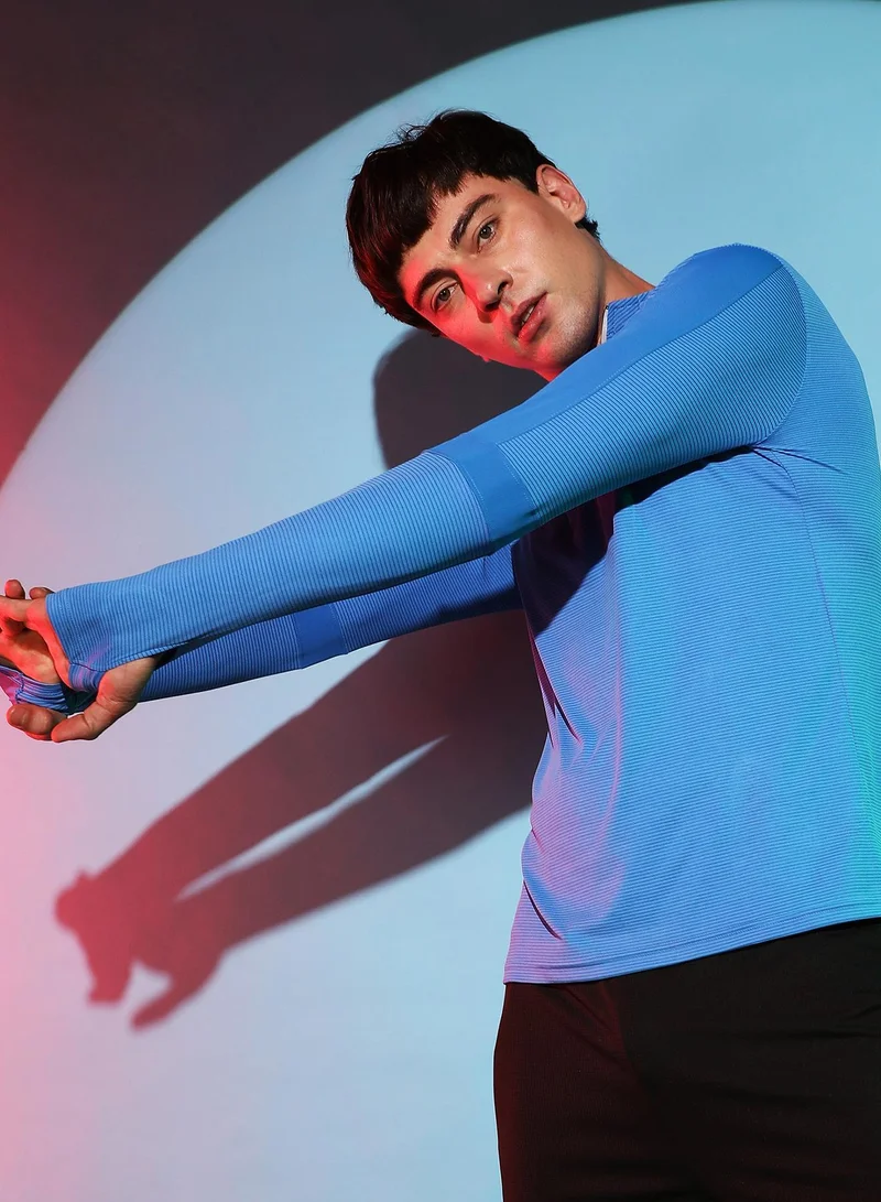 Men's Solid Light Blue Activewear T-Shirt