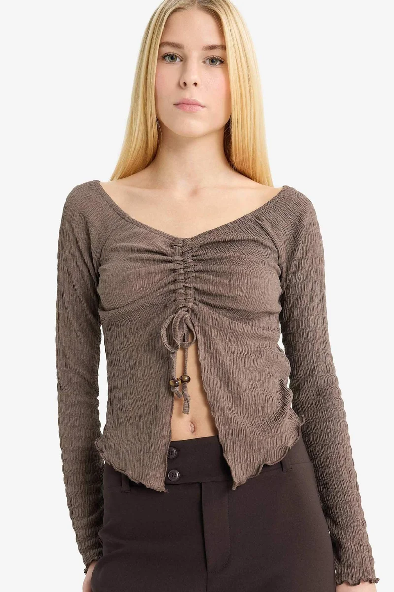 ديفاكتو Long sleeves Front Tie Crinkled Blouse