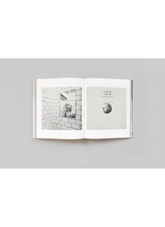 Roni Horn: The Detour of Identity  - Image 4