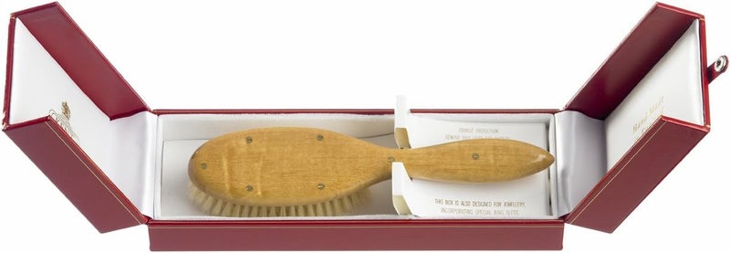 فرشاة شعر بيضاوية مصنوعة يدويًا من خشب الساتين للسيدات باللون الأبيض