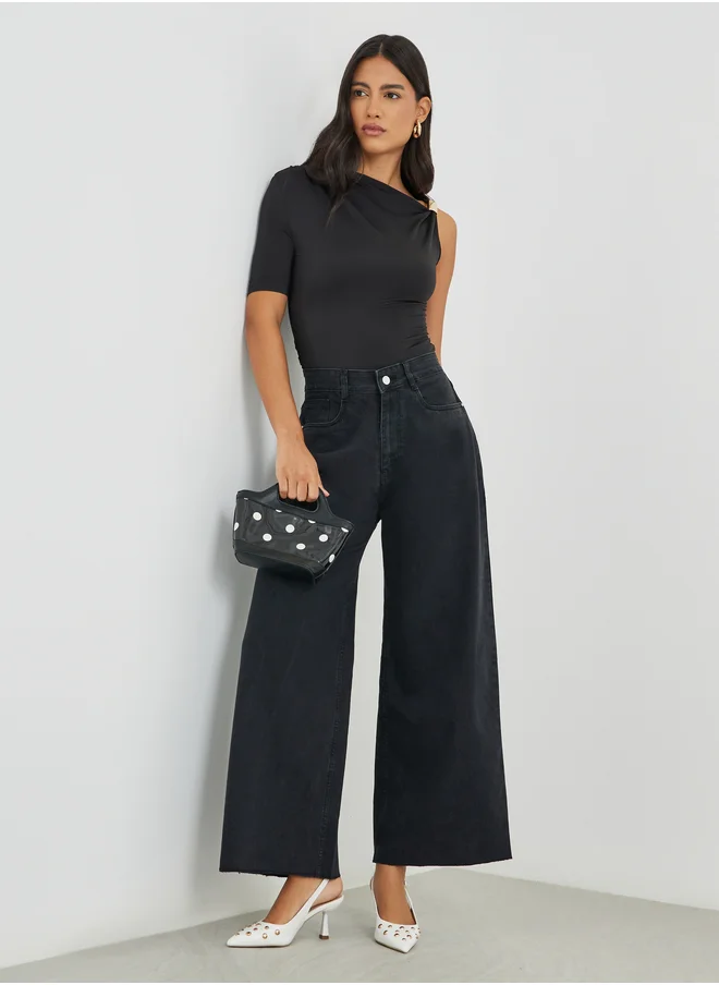 Styli Styli High Rise Kick Flare Jeans with Raw-Edge Hem