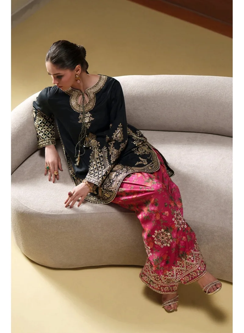 Bazm Luxury Couture Embroidered Tunic and Patterned Pants Set