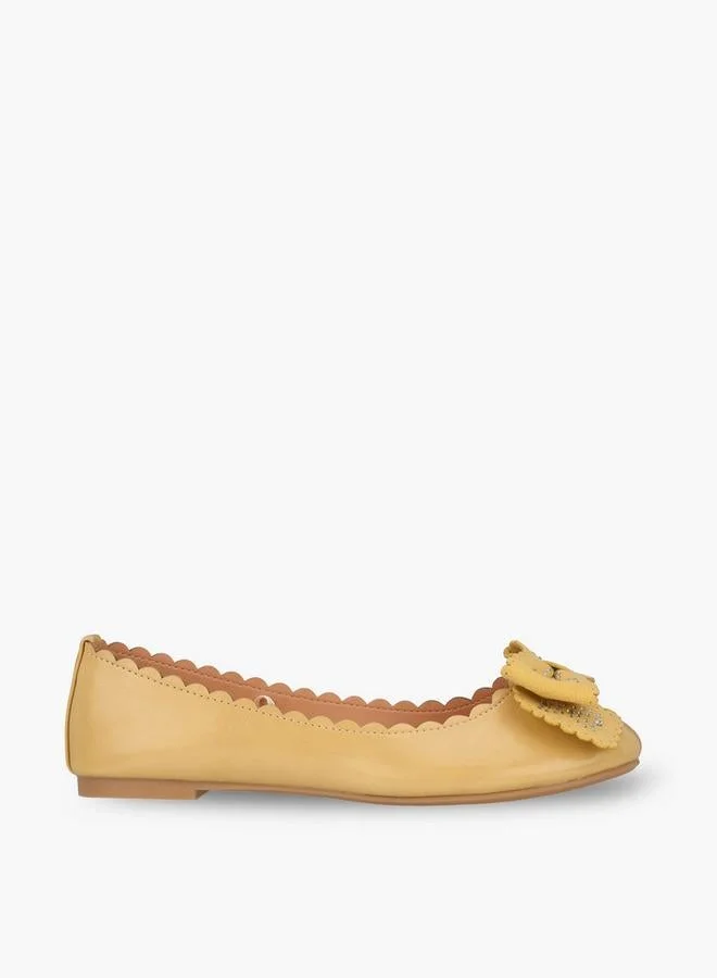 فلورا بيلا من شو إكسبرس Girls Embellished Bow Ballerina Shoes