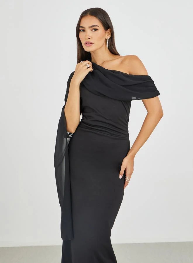 Styli Styli Solid One Cape Sleeve Bodycon Maxi Dress
