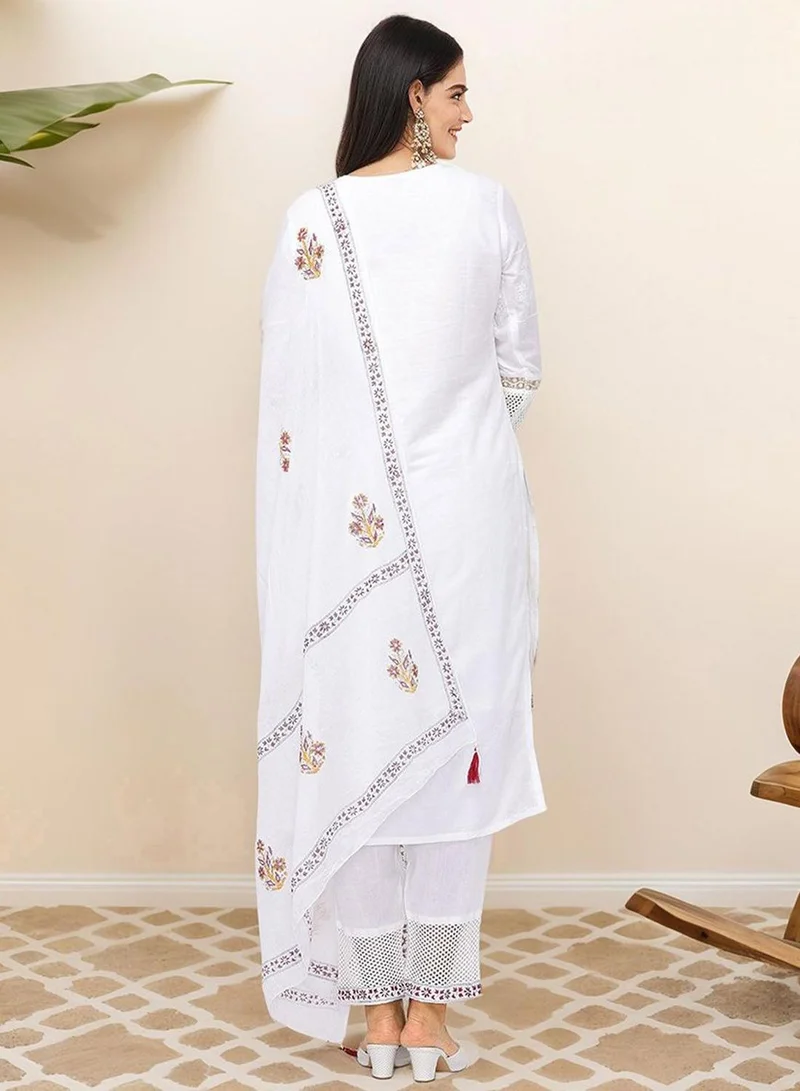 ISHIN  WOMEN Off White Cotton Kurta Sets - 3pcs for Women | Best Price UAE
