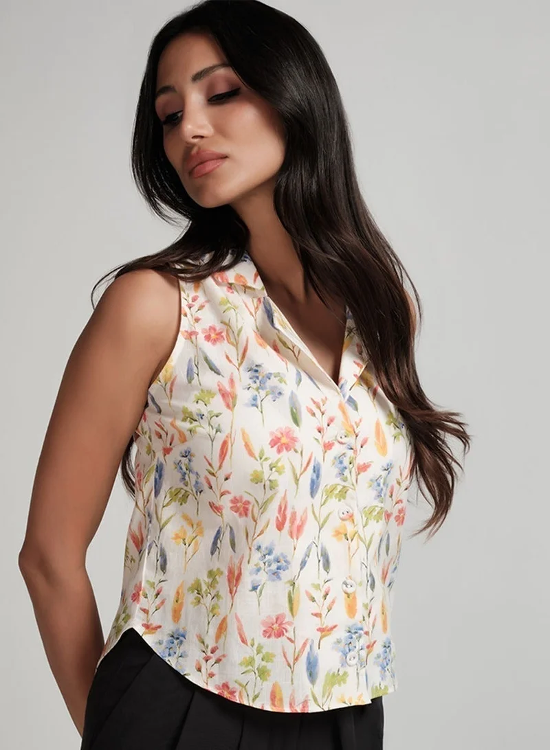 Zigzag White Notch Neck Floral Curved Hem Blouse