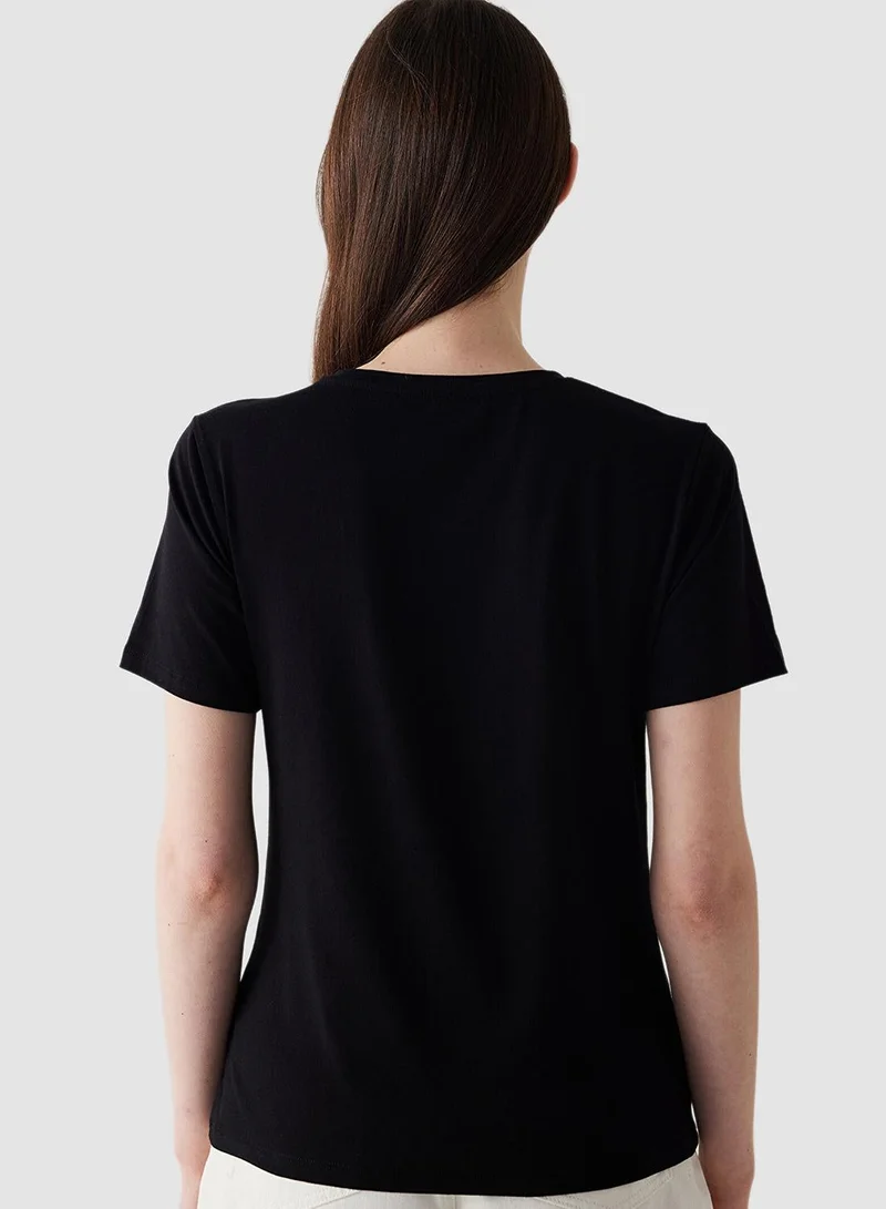 Penti Black Penti Cotton Black Basic T-shirt for Women | Best Price UAE