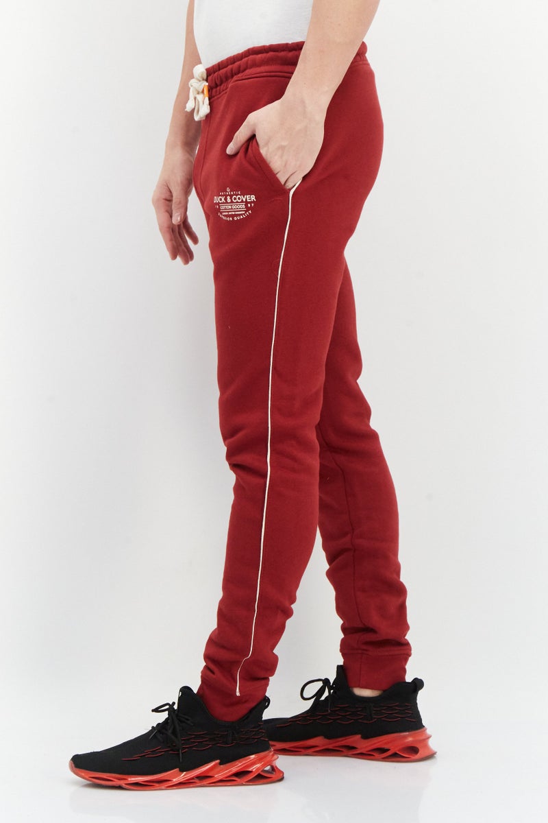 DUCK AND COVER Men Drawstring Brand Logo Sweatpants, Red - Image 3