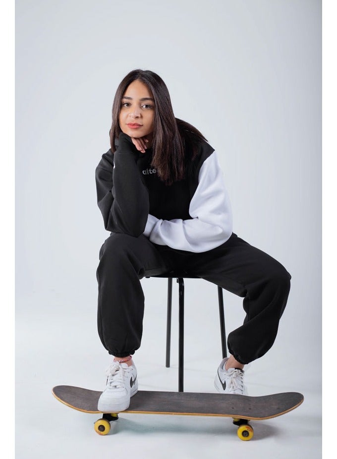 Alter The Envelope Cropped Hoodie