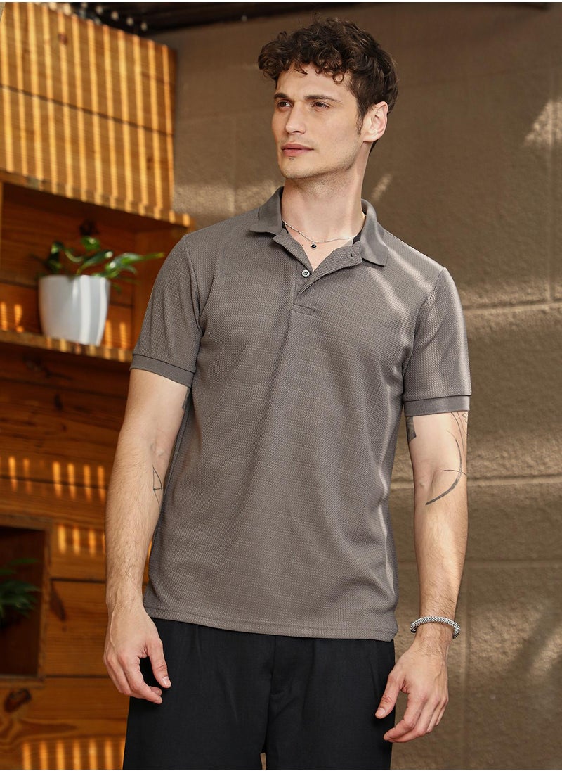 Campus Sutra Men's Ash Brown Chainlink-Ribbed Polo T-Shirt  - Image 2
