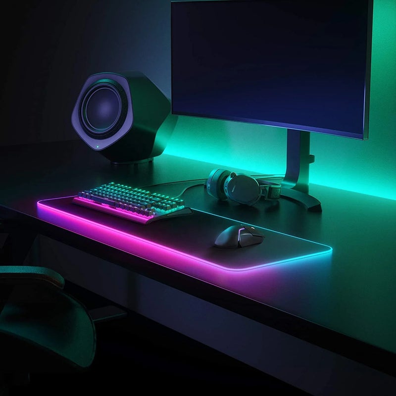 Y&D Large RGB LED Gaming Mouse Pad XXXL Desk Mat Waterproof Fabric Surface with 4 USB Ports Backlit Computer Keyboard Pad Extended Mousepad - Image 3