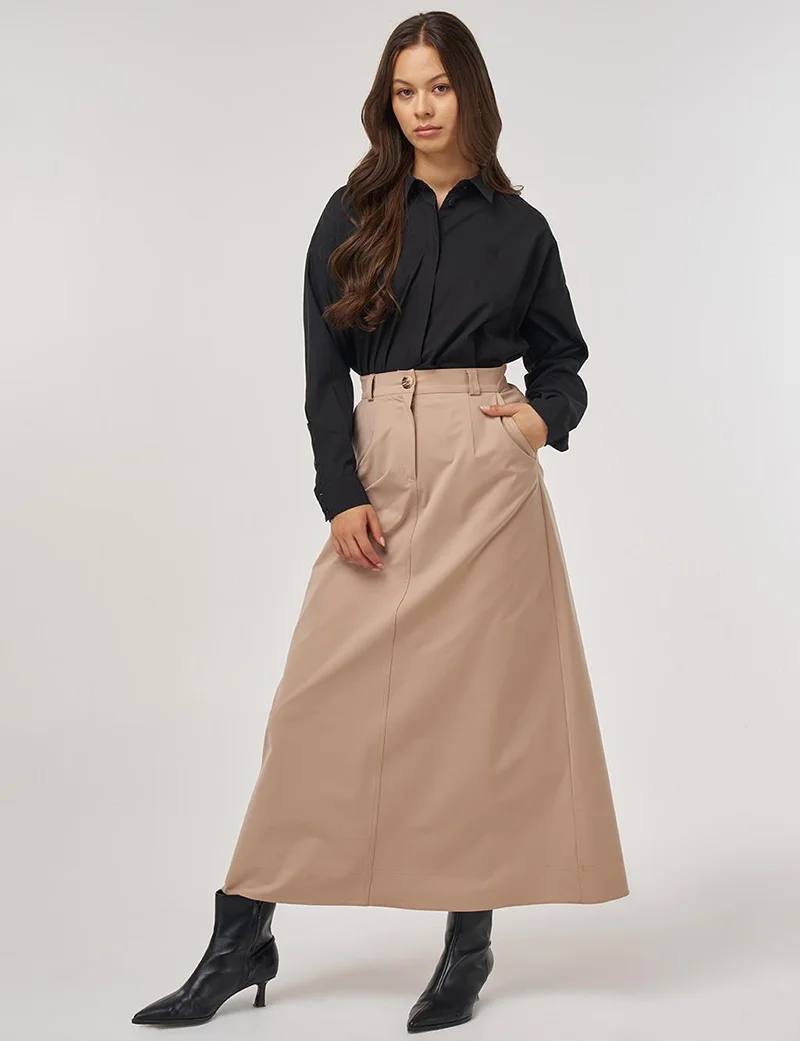 Kayra Zippered Pocket Skirt in Beige