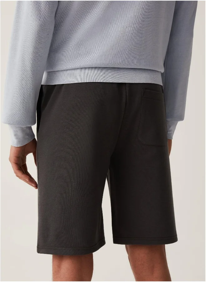 او في اس Ovs Bermuda Joggers With Grand&Hills Print
