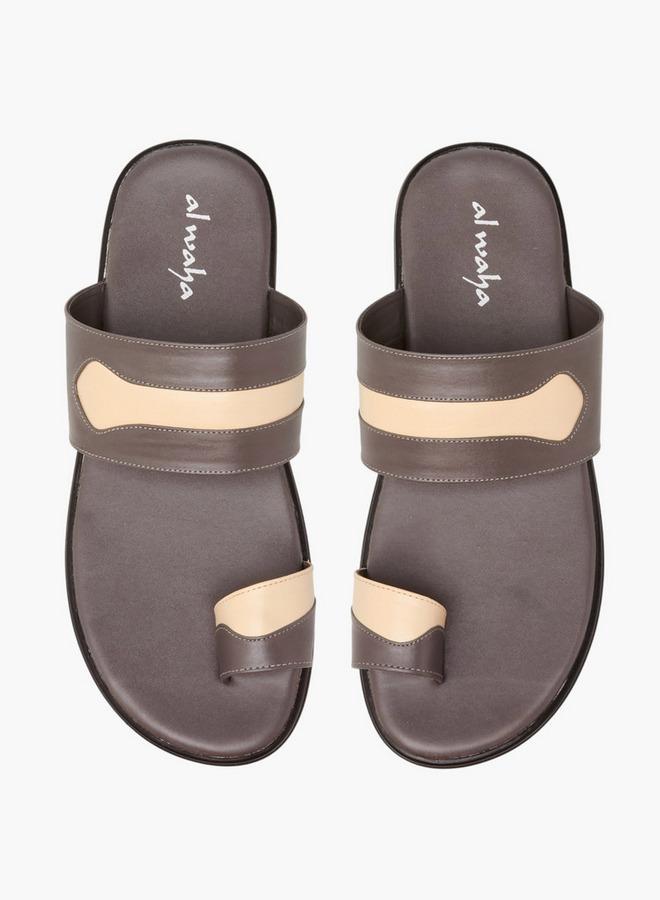 الواحة صنادل رجالية بتفاصيل شريط عند الأصابع وملونة - Image 3