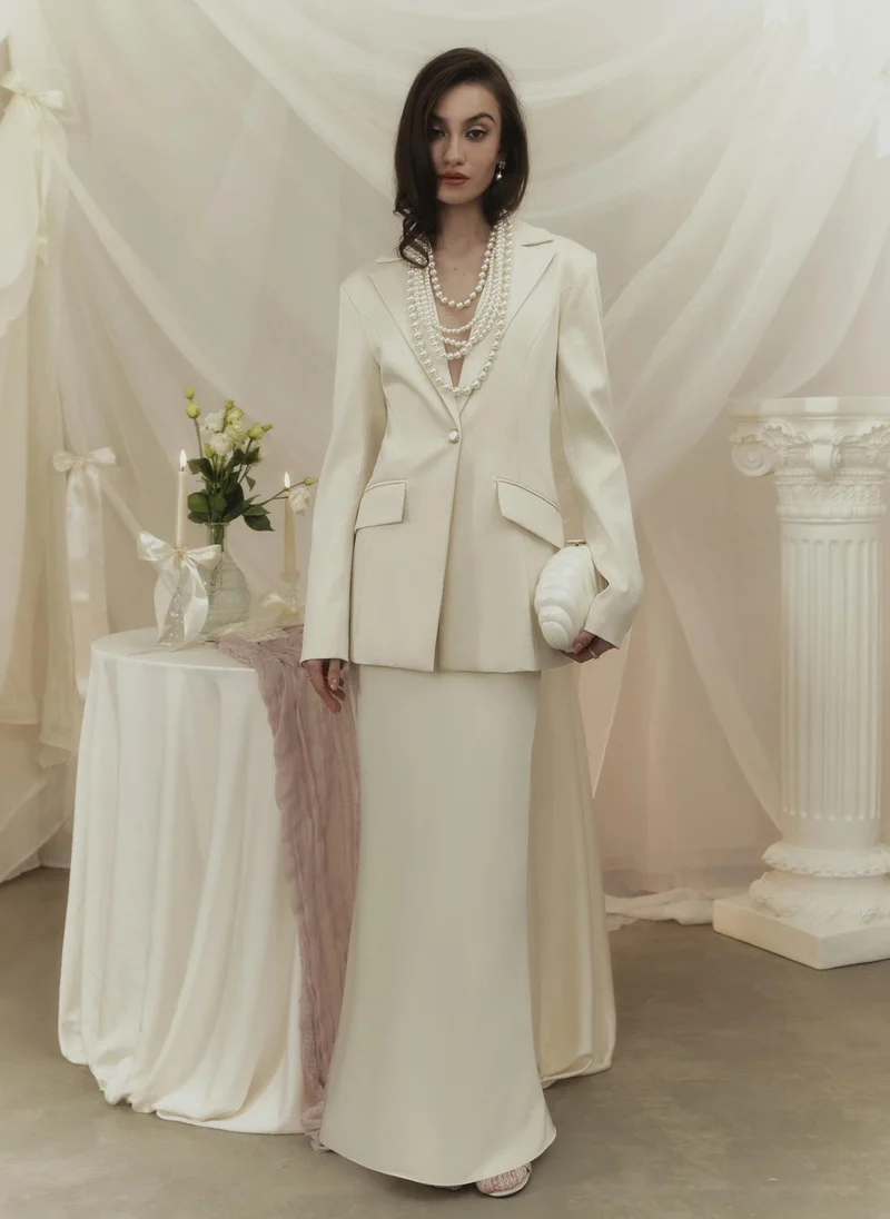 Lichi Straight single-breasted jacket with pearlescent buttons