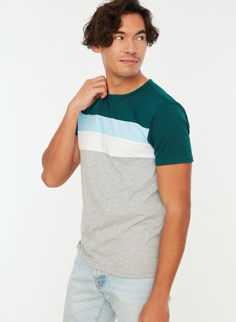 trendyol Color Block Crew Neck T-Shirt - Image 4