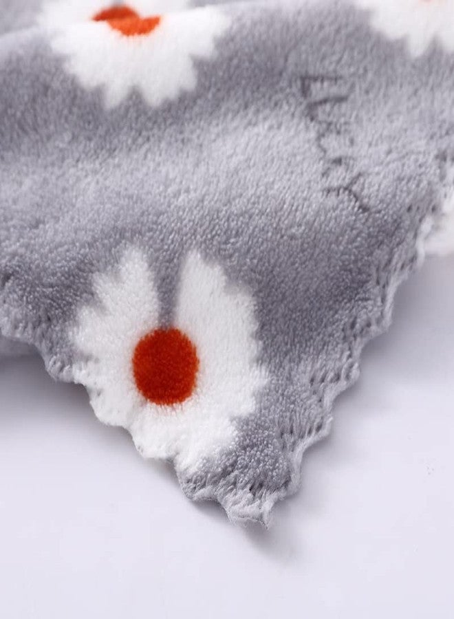 Uber World Baby Washcloths for Newborns, Infants and Toddlers Suitable for Sensitive Skin| Multicolor | Microfiber | Pack of 4 - Image 2