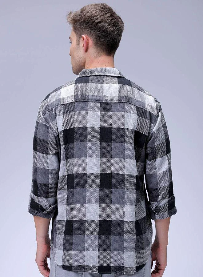 The Indian Garage Co Men Relaxed Fit Checkered Full Sleeves Cutaway Collar Resort Wear Shirt