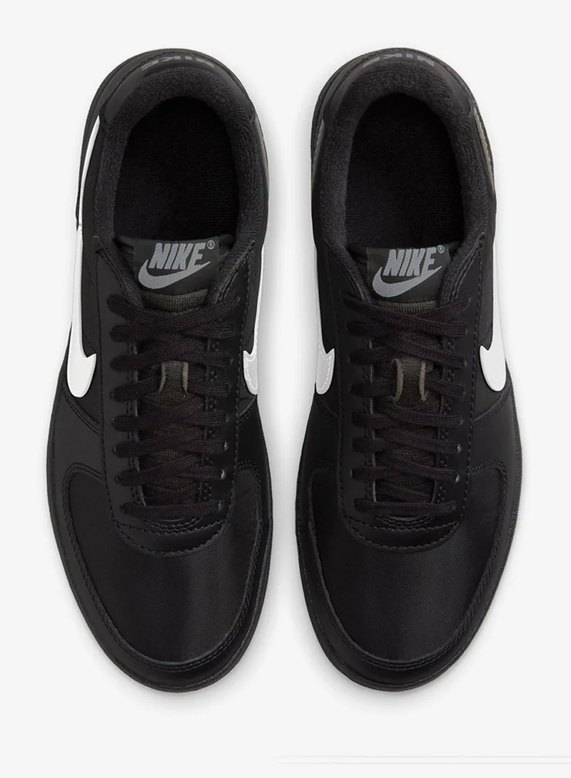 نايكي فيلد جنرال