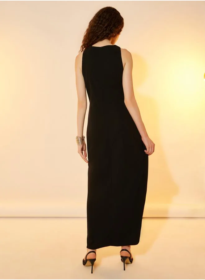 ستايلي Round Neck Flower Detail Sheath Maxi Dress