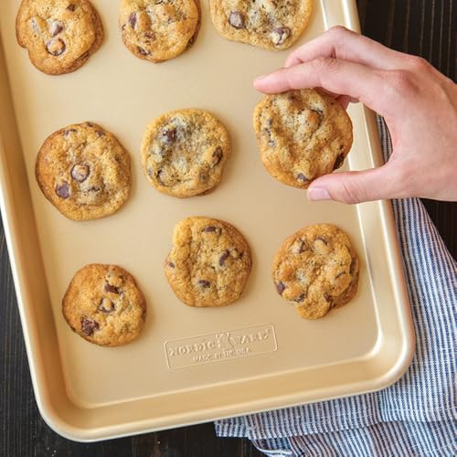 Nordic Ware Naturals Aluminum NonStick Baker's Quarter Sheet Small, Gold - Image 2