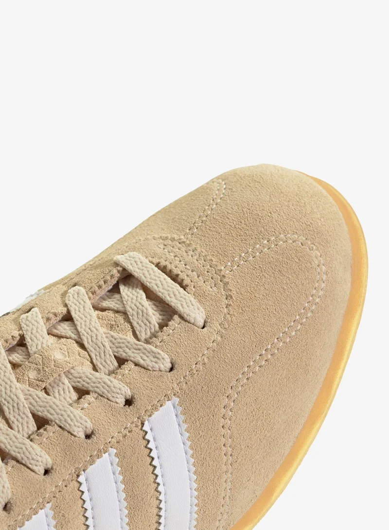 Adidas Originals Sand Strata / Cloud White / Gum Gazelle Lo Pro Shoes for Women | Best Price UAE