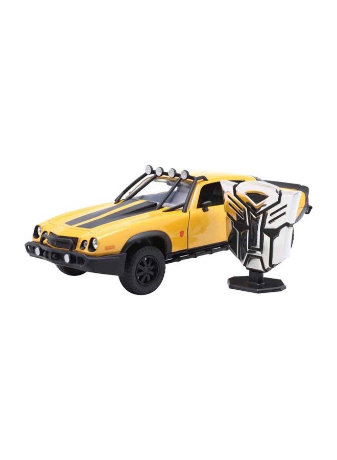 TRANSFORMERS Rise Of The Beasts Die-Cast 1977 Chevy Camaro T7 Bumblebee Car (1:24) - Image 2