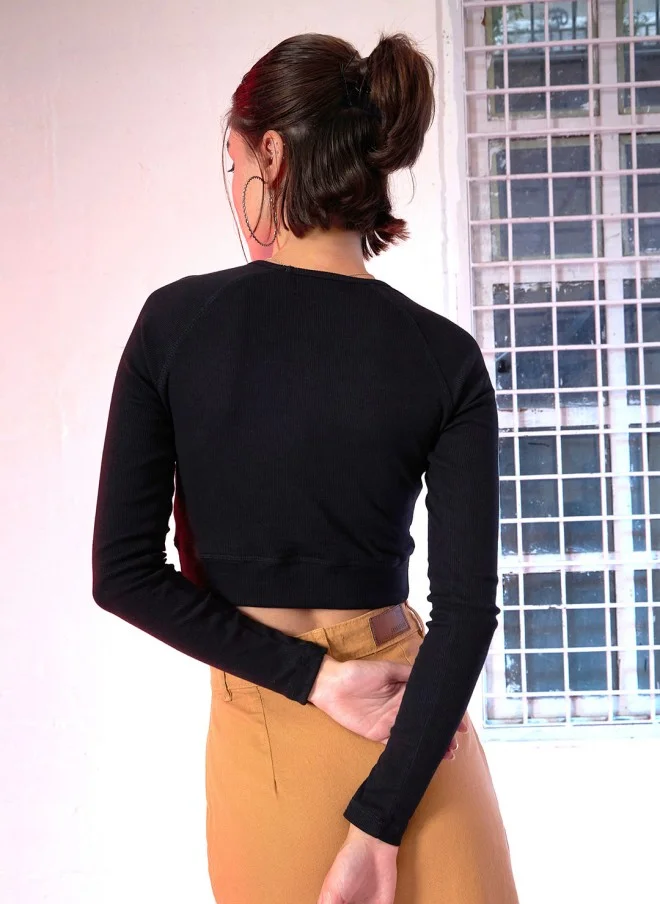 ساسافراس Fitted Black Crop Top for Women