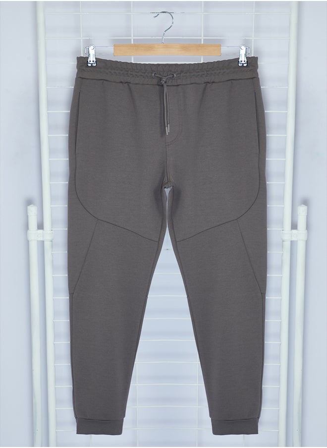 Smoked Regular Cut Sweatpants with Stitching Detail TMNAW25EA00023 - pzsku/ZA97E5AD2F350345DE027Z/45/_/1739718291/c2d68009-4058-46ee-8427-1e23e8f5b7b5