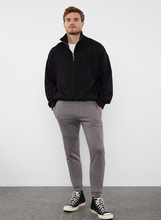 trendyol Smoked Regular Cut Sweatpants with Stitching Detail TMNAW25EA00023  - Image 2