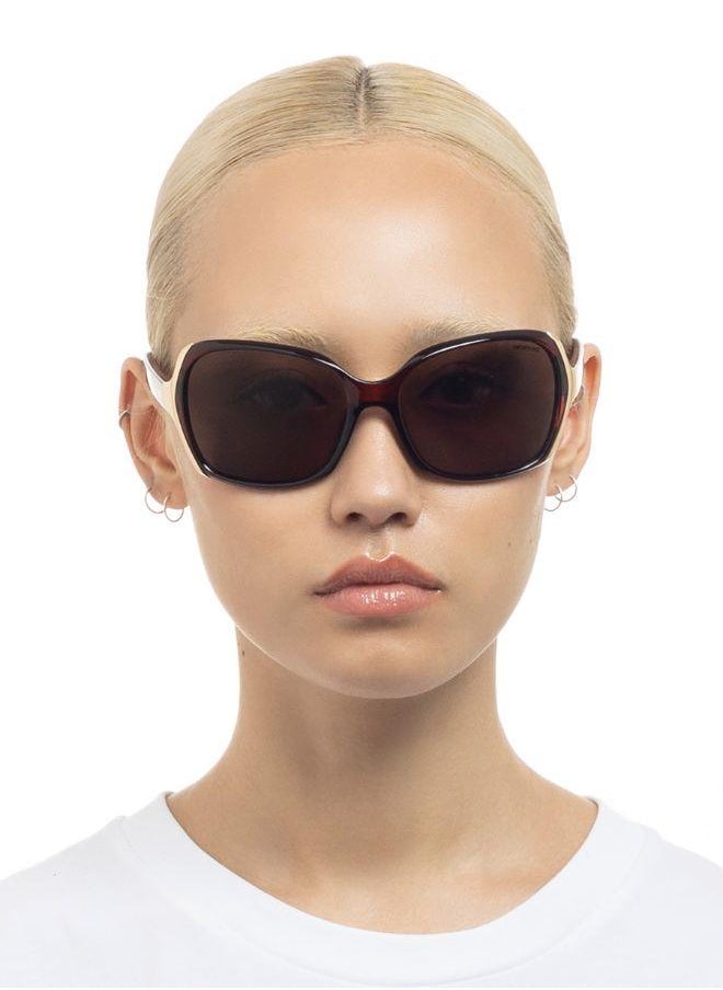Solarized LUXURY WRAP Luxury Sunglasses for Men & Women – High Quality Designer Eyewear, UV Protection, Stylish Frames, Timeless Elegance, and Fashionable Eye Shades  - Image 1