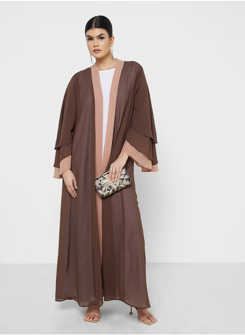 Khizana Two Toned Abaya With Sheila