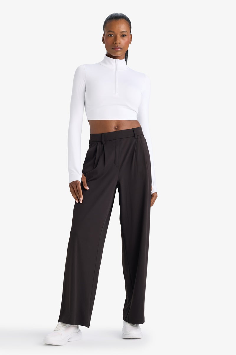 DeFacto White Woman DeFactoFit Slim Fit Collar Soft Inside Stretchy Fabric T-Shirt Casual - Image 2