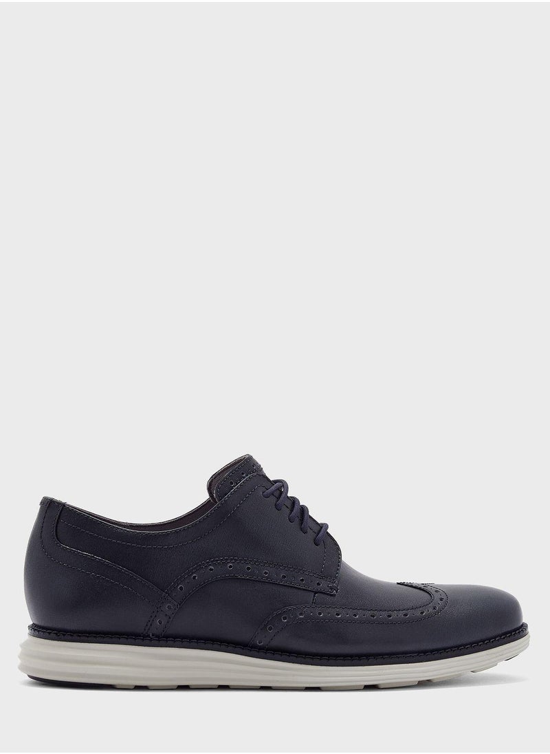 COLE HAAN - Originalgrand Wingtip Oxford - Image 1