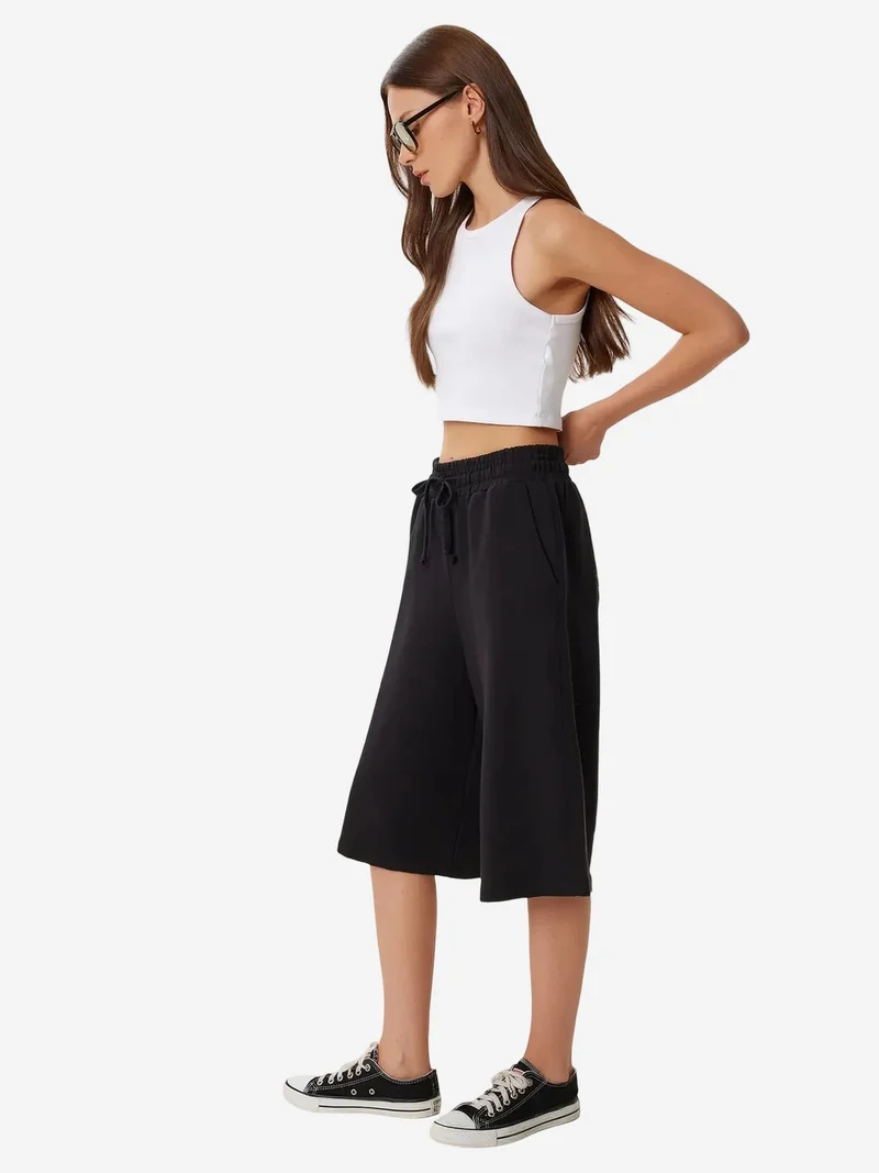 السعادة في إسطنبول ISTANBUL Mid Waist Wide Leg Capri Shorts with Drawstring Waist