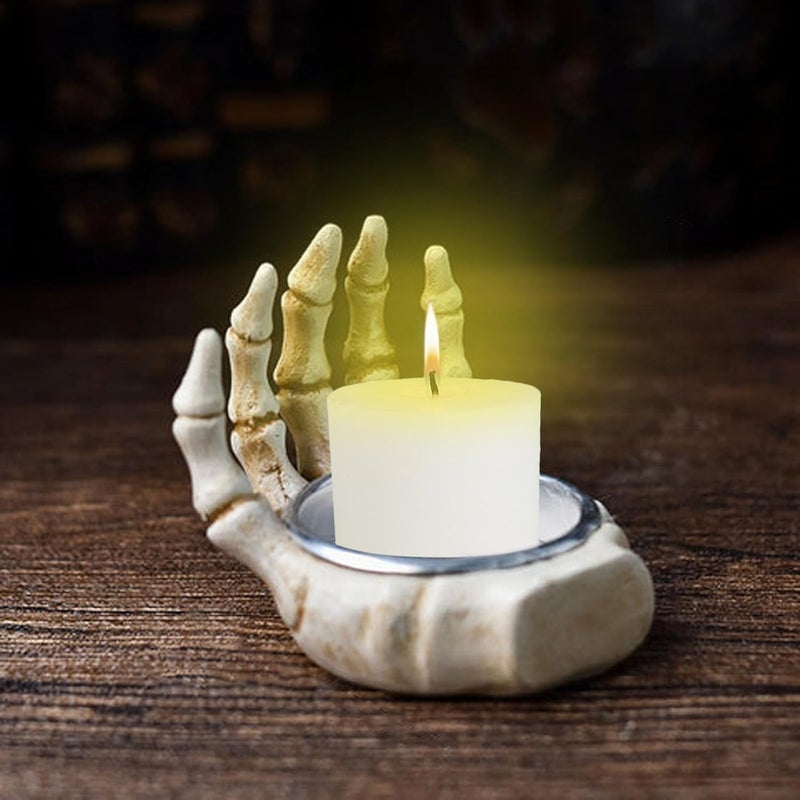 كلاراكو حامل شموع الهالوين، شمعدان هيكل عظمي للهالوين، ديكور هيكل عظمي مرعب للهالوين، حامل شموع من الراتنج على شكل هيكل عظمي لأيدي ساحرة، ديكور منزلي على شكل هيكل عظمي للهالوين - Image 1