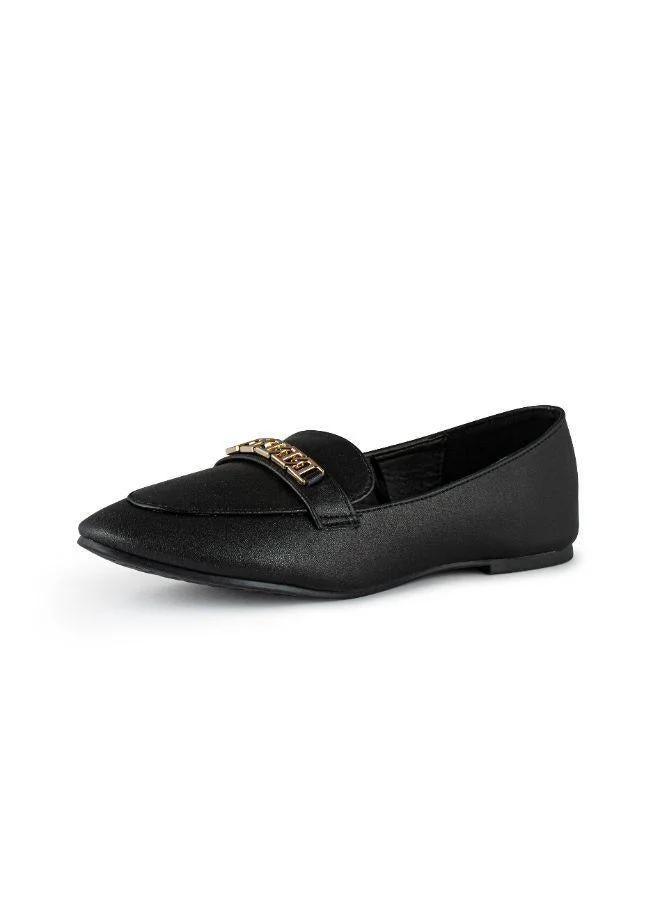 Vincci Black Pointed Toe Low Heel Pumps for Women | Best Price UAE
