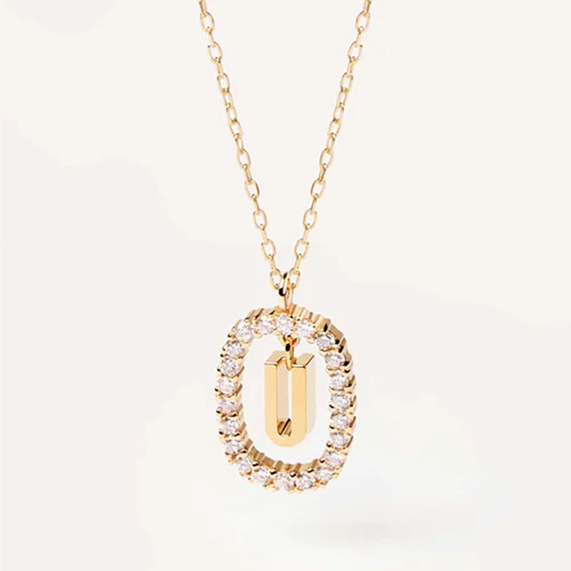 Spanish Style Gold Initial Pendant Necklace for Women, French Niche Design, Light Luxury High-End Letter Necklace