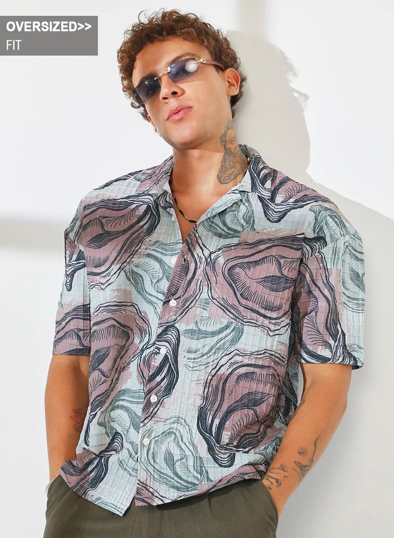 Campus Sutra Campus Sutra Men's Sea Green & Nude Pink Oceanic Oversized Shirt For Casual Wear | Cuban Collar | Short Sleeve | Button Closure | Oversized Shirt Crafted With Comfort Fit For Everyday Wear