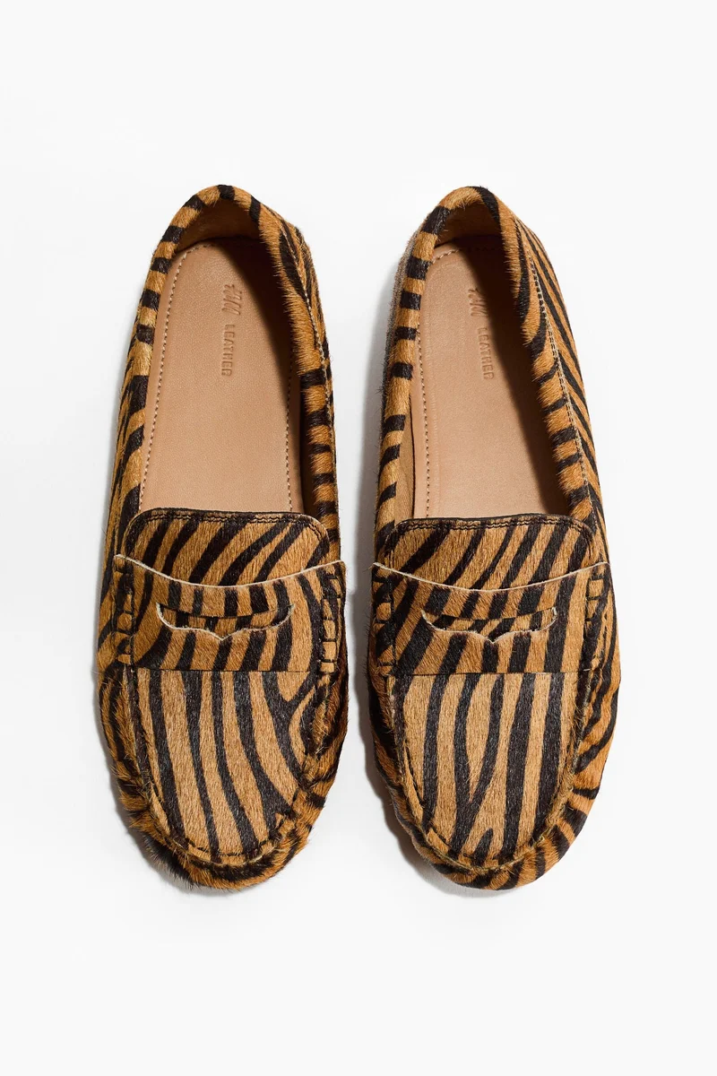 اتش اند ام حذاء لوفر من الجلد