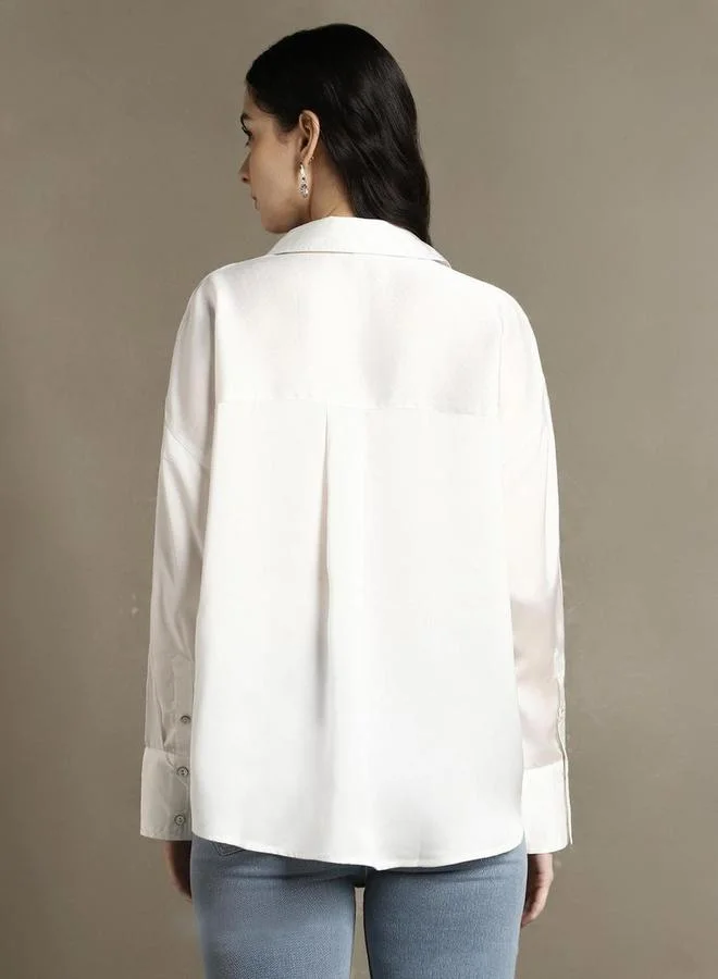 دينيس لينغو Satin Relaxed Fit Casual Shirt with Spread Collar by Styli