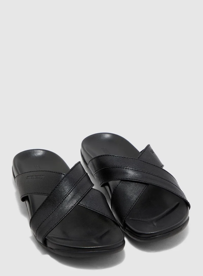STEVE MADDEN Cross Strap Sandals
