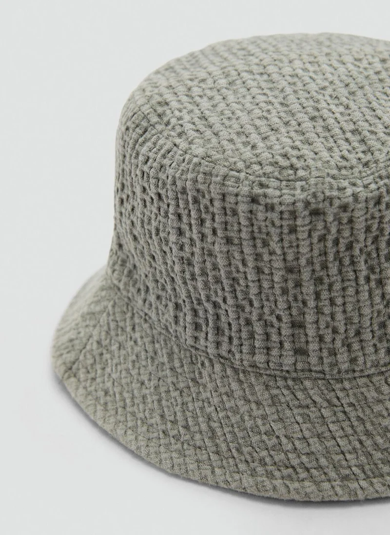 MANGO Textured Cotton Bucket Hat